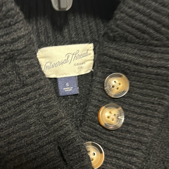 Universal Thread Sweater - Picture 3 of 3